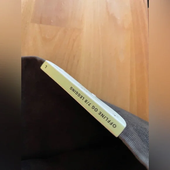 BNWT Aerie Offline OG 7/8 Front Seam High Waisted Legging in True Black - Picture 3 of 10